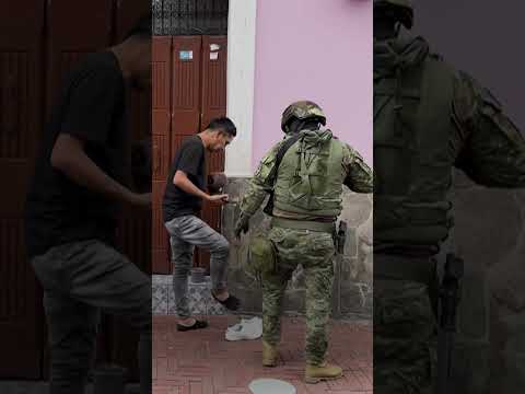 Equateur: l'armée patrouille dans les rues face à une vague de violence sans précédent