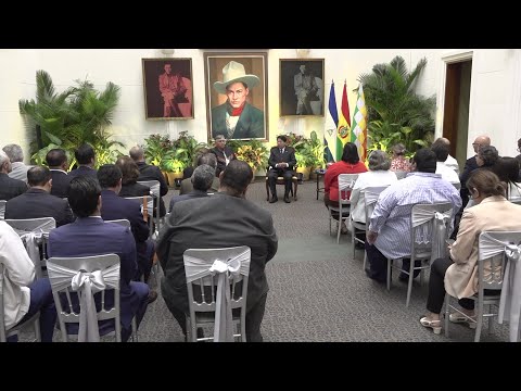 Condecoran a embajador saliente de Bolívar en Nicaragua destacando los lazos de amistad
