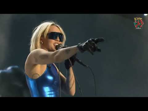 Miley Cyrus - We Can't Stop/Where Is My Mind? (Live at Lollapalooza Chile 2022)