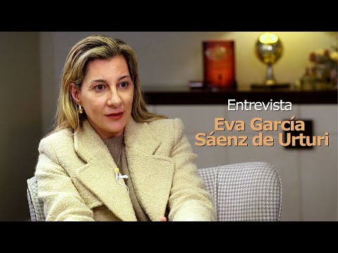 Eva García Sáenz de Urturi pone fin a la 'Saga de los Longevos'