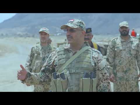 طارق صالح يتفقد بحرية المقاومة الوطنية في الجزُر المحررة بالبحر الأحمر
