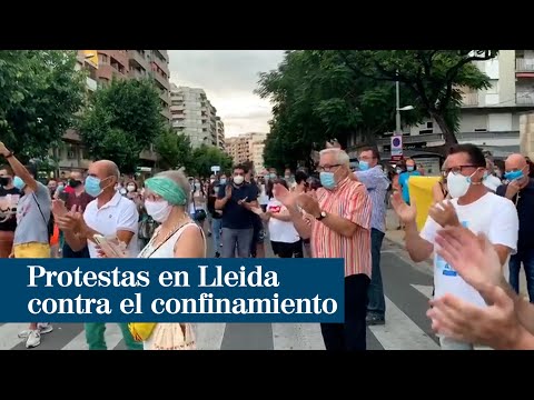 Protestas en Lleida contra el confinamiento decretado por la Generalitat