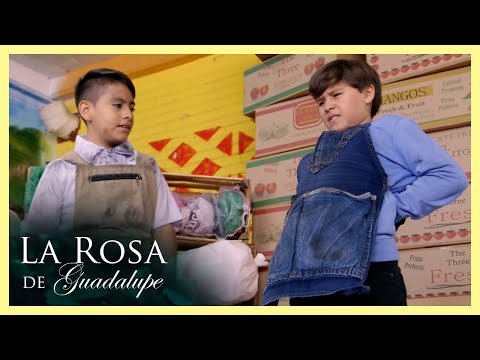 Juan Manuel y Diego trabajan de cargadores y pasa un accidente |La rosa de Guadalupe 4/4 | En tus...