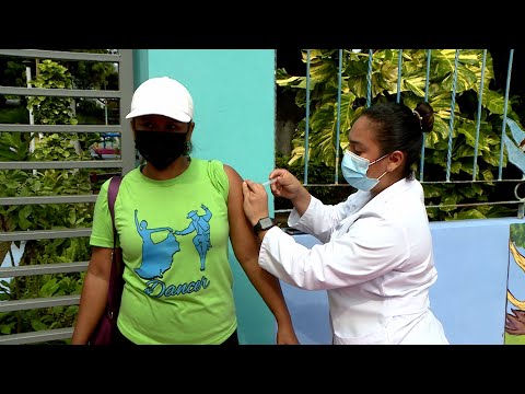 Inmunizan contra la Covid-19 a familias del municipio de Ticuantepe