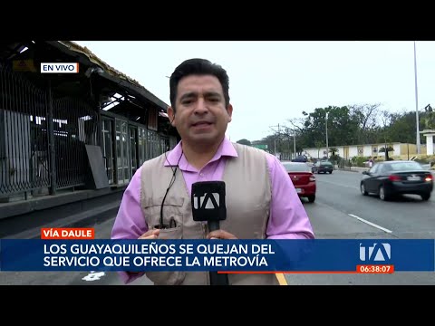 Guayaquileños preocupados por el mal servicio que brinda la Metrovía