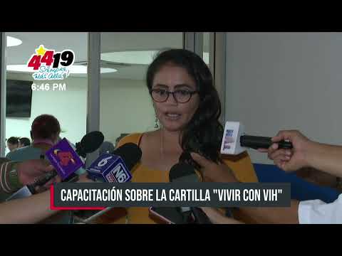 Servidores públicos de Managua son capacitados en la cartilla «Vivir con VIH» - Nicaragua