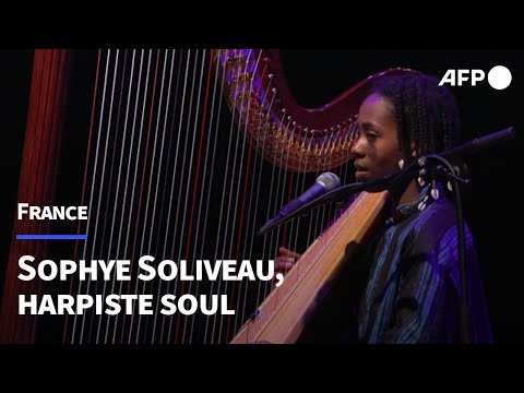 Musique: les cordes sensibles de Sophye Soliveau, harpiste et chanteuse | AFP