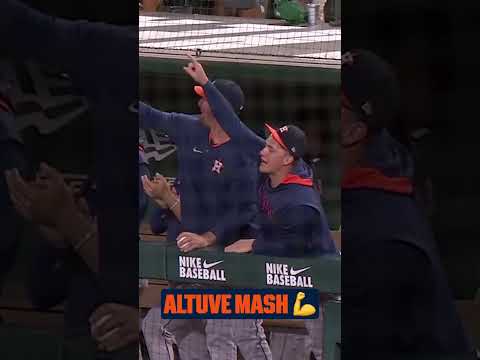 Jose Altuve drives in 3 runs with one big swing!