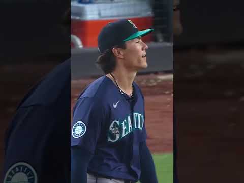 Jazz Chisholm Jr. breaks up Bryan Woos no-hitter in the 8th, and the two show each other some love!