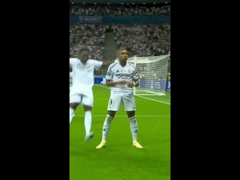 ?9?? ¡DEBUT Y GOLAZO DE MBAPPÉ CON LA CAMISETA DEL REAL MADRID! | #Shorts