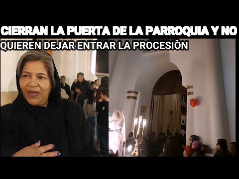 CIERRAN LA PUERTA DE LA PARROQUIA Y NO QUIEREN DEJAR ENTRAR LA PROCESIÓN SAN MARCOS GUATEMALA.