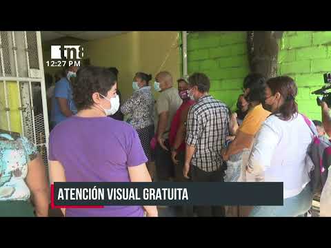 Atención visual y entrega de lentes gratuita en el barrio 19 de Julio, Managua - Nicaragua