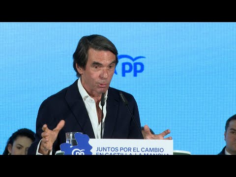 Aznar defiende desde Cuenca que España necesita una mayoría sólida, no un gobierno condicionad