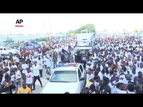 Nigerians protest death of Afrobeat star