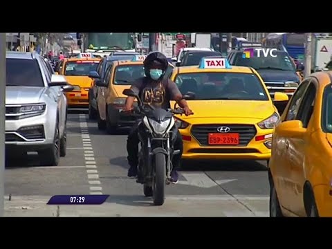 Guayas: Motociclistas deben tener casco con adhesivo del número de placa