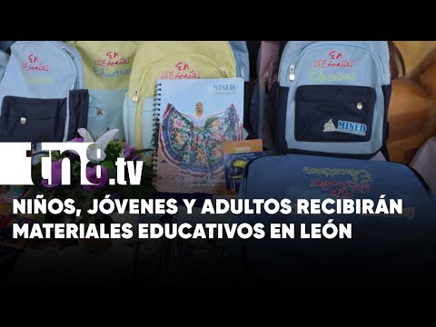 Distribución de material educativo para estudiantes en León