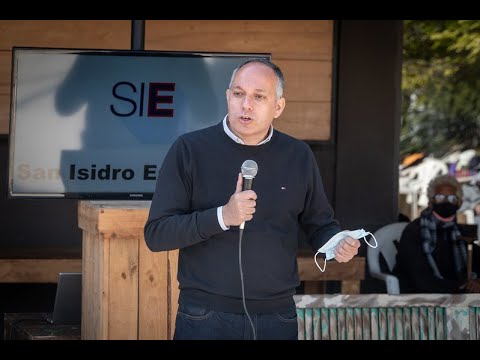 SAN ISIDRO: CAPACITAN A LOS ADULTOS MAYORES PARA USAR LA APP DE ESTACIONAMIENTO MEDIDO