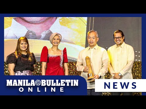 Manila Bulletin President Dr. Emilio C. Yap III receives award at the Gawad Manileño 2024