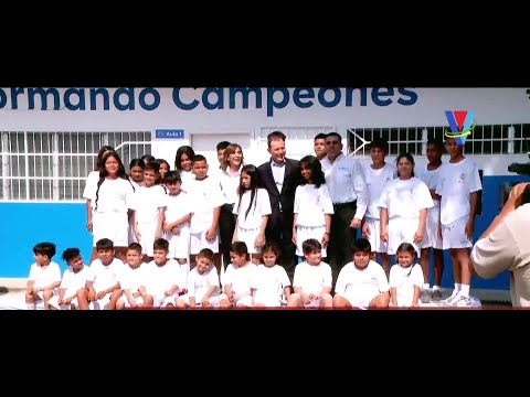 Emilio Butragueño visita escuela socio deportiva de la Fundación en Honduras
