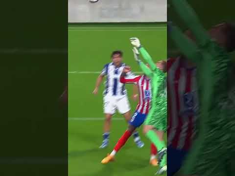 OBLÍ,OBLAK,DOS PARADAS PARA SALVAR