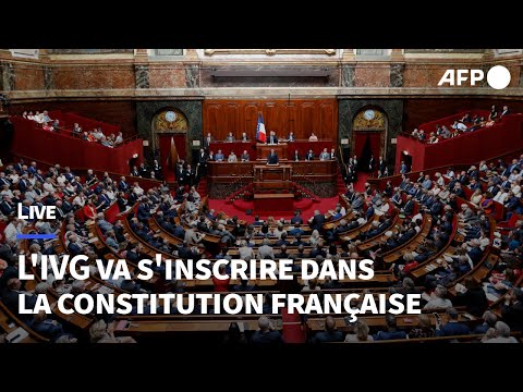 LIVE - La France devient le premier pays à inscrire l'avortement dans sa Constitution