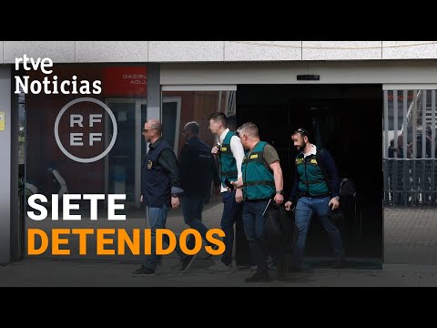 La UCO REGISTRA la FEDERACIÓN de FÚTBOL y la CASA de RUBIALES por CONTRATOS IRREGULARES | RTVE