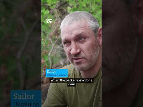 Ukrainian soldiers hope for US help | DW News