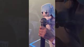 🎤