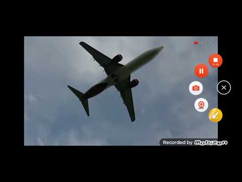 landing take off bandara adi soemarmo