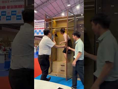 Tủ quần áo cánh bọc da