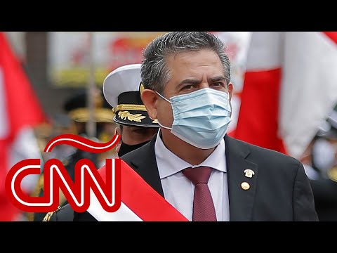 Manuel Merino asume la presidencia de Perú