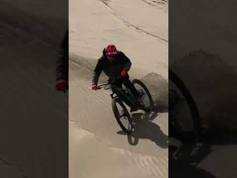 Electric Mountain Bike's Performance in Sand dunes - part 2 - Riding Frey bike AM1000 V6 dust rose