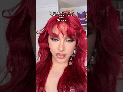 Get yourself a boygirl that can do it all 🧑🏻‍🦱👩🏻 #makeuptransformation #genderfluid