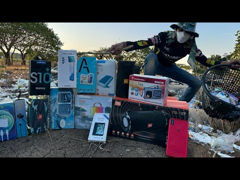 Happy! Happy! day - Looking a lot Big New (Speaker BKK B-67) , Money$$ , Sprite at Field Trash