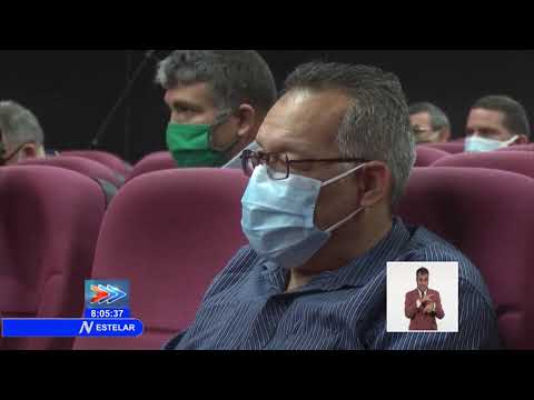 Evalúa Ramiro Valdés Menéndez situación epidemiológica en Santiago de Cuba