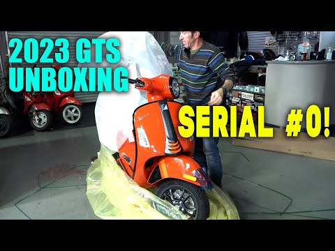 Unboxing the 1st 2023 Vespa GTS HPE 2 Super Sport Imported to the USA - Serial #0 !