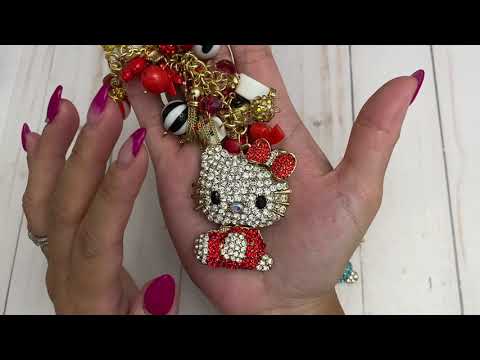 Gold & blingy HK dangle 😍