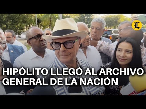 Hipólito llegó al Archivo General de la Nación para ejercer su derecho al voto