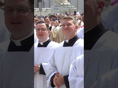 Pope Francis appears on Easter Sunday
