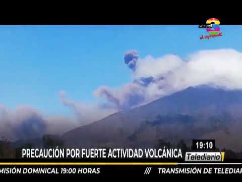 Actividad volcánica provoca restricciones para turistas