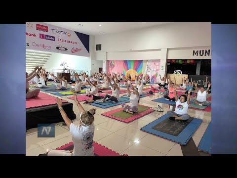 Se realizó con éxito súper clase de yoga