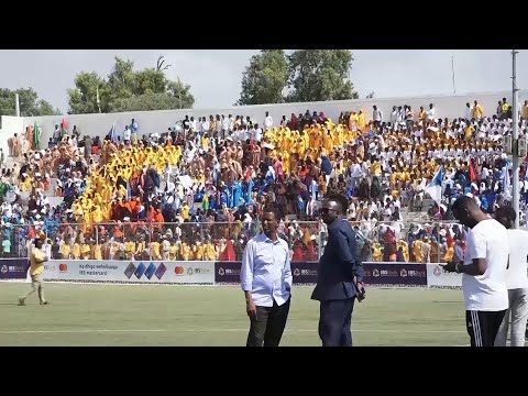 Tens of thousands demonstrate in Mogadishu stadium over pact between Ethiopia and Somaliland