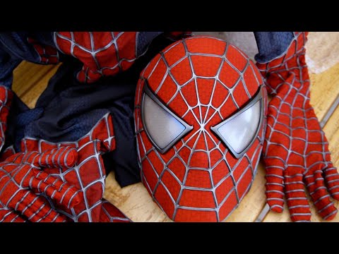 Spider-Man Movie Suit UNBOXING - Perfect Costume Replica
