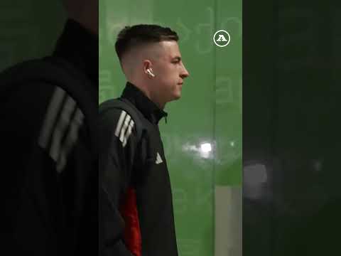 Benfica parte para os Açores com baixa de última hora de peso