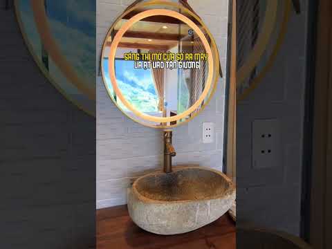 Bình yên không ở đâu xa…Chỉ cần mở mắt ra, thấy mây trôi ngang hiên #travel #dulịchsapa