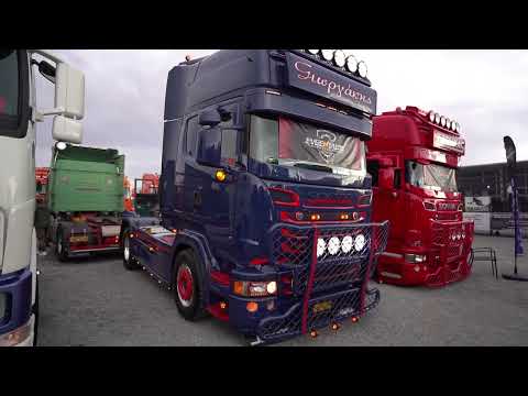 SCANIA V8 truck with accessories and metal bars