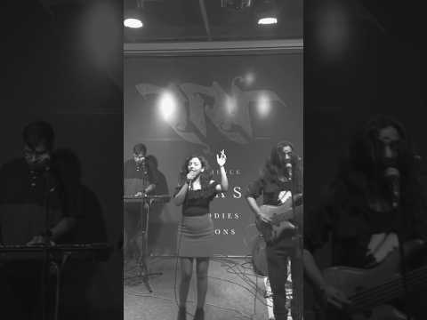 Aaj Ki Raat  | Shreya Karmakar | Live Performances #retrosongs #bollywoodsongs