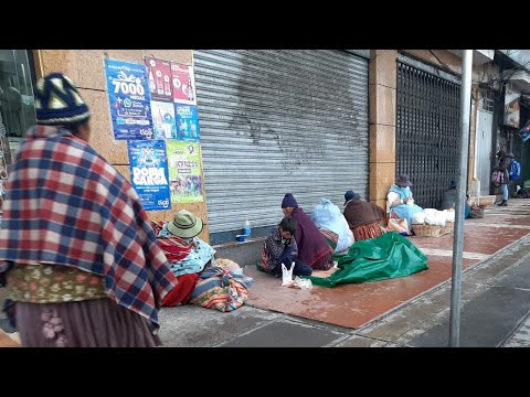 Duermen en la calle pese a las bajas temperaturas