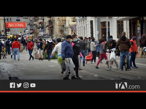 Aumenta peligrosamente la aglomeración de personas y vehículos en Cuenca