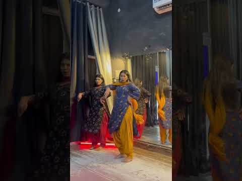 Kudi 🐍 di 💎 de vang🥰 #bhangramutiyaar #dance #punjabidance #youtubeshorts #ytshorts